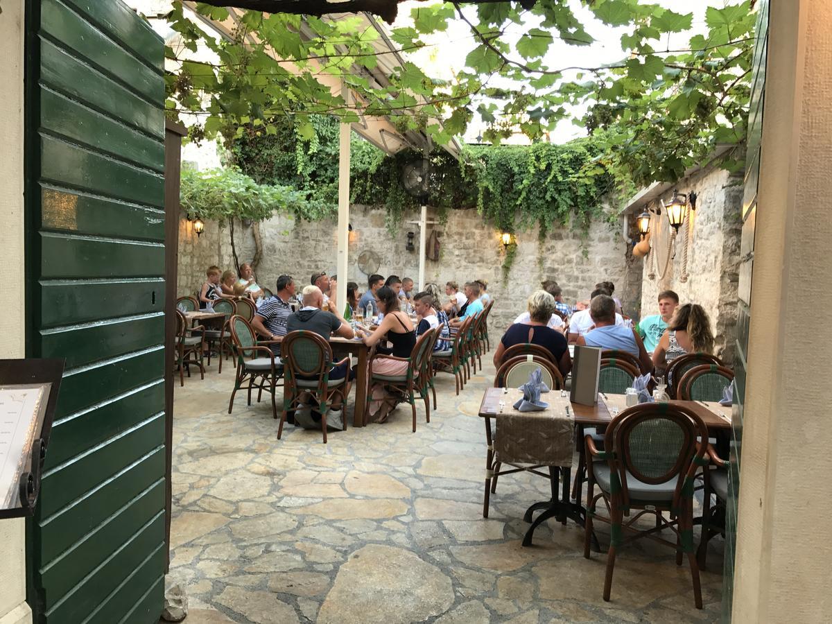 Sun Studio Apartments Trogir Exterior foto